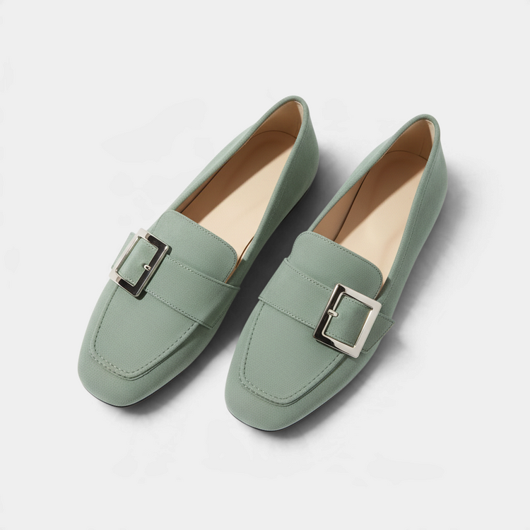 Minji バックルフラットシューズ